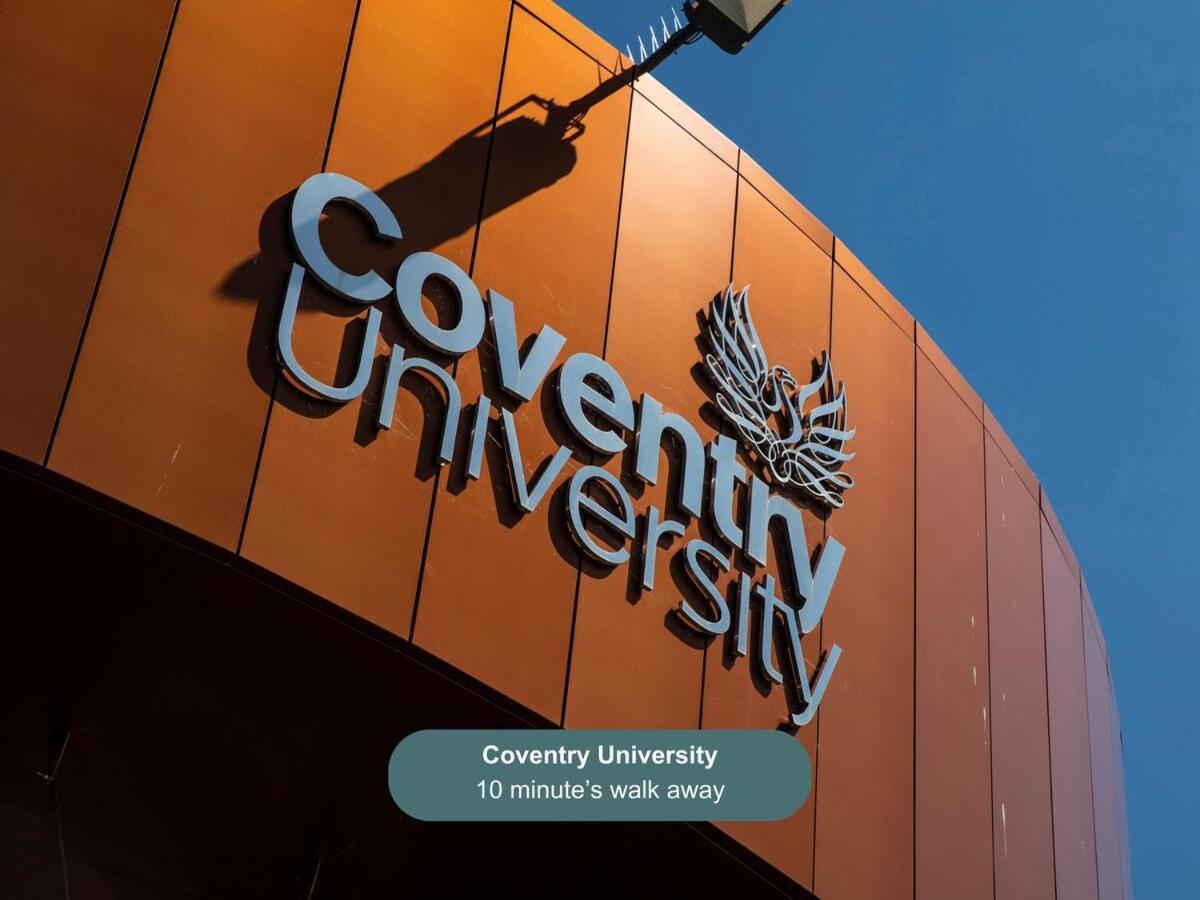 Centre 2 Bedroom - Private Parking, Balcony, Self-check-in And Fast Wifi By Yoko Coventry